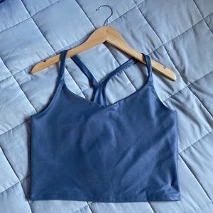 pretty lil A&F periwinkle crop top 🔮